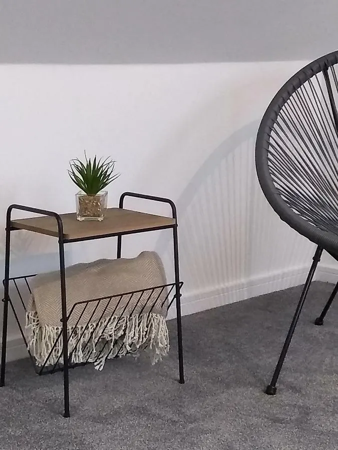 Perfect Brighton City Location - Spacious 2 Bedroom Apartment 0*,  United Kingdom